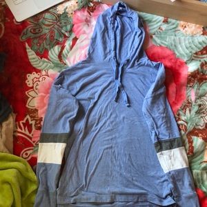 It’s a hoodie/shirt blue gray and white